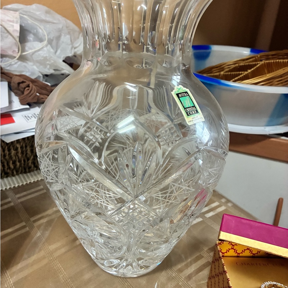 Elegant Crystal Vase